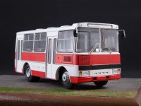 Комплект для самостоятельной сборки 1:43 Опытный автобус ПАЗ-3203 (AVD Models, смола)